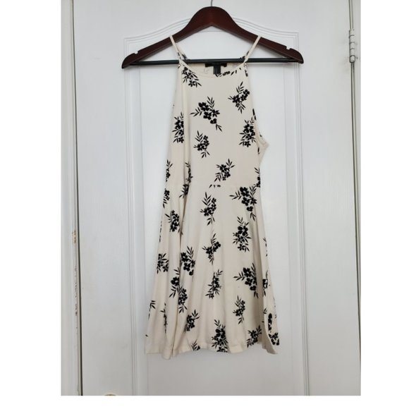 Forever 21 Dresses & Skirts - F21 Off White Floral Fit Flare Mini Dress